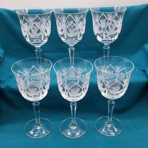Elegant Seamus Crystal Cut Wine Glasses